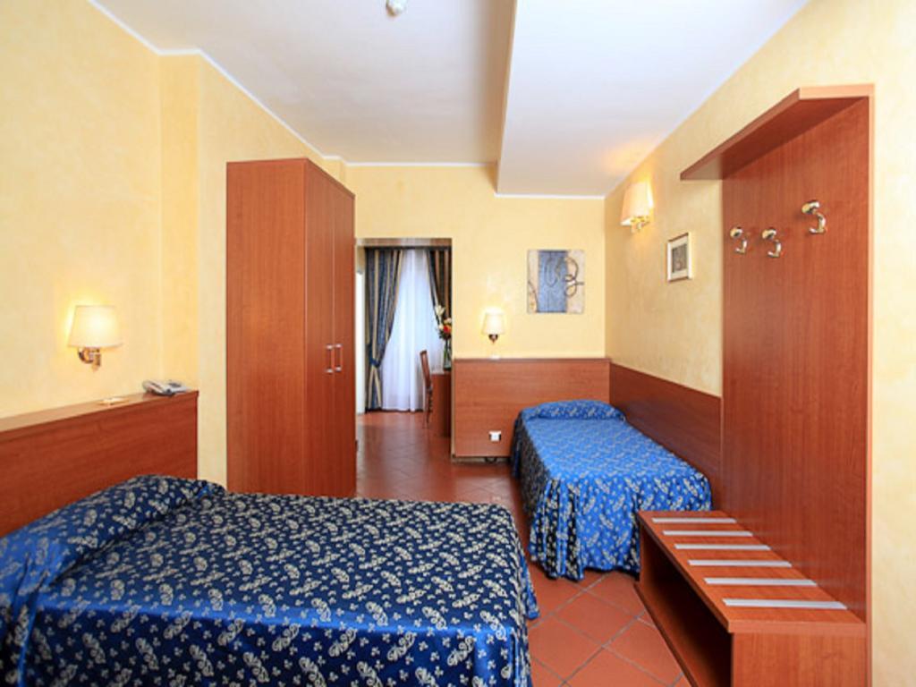 Casa Di Santa Francesca Romana A Ponte Rotto Ruang foto