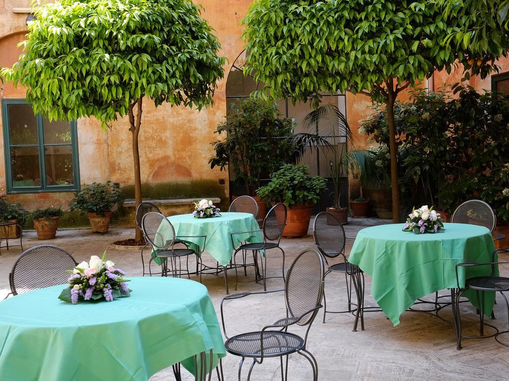 Casa Di Santa Francesca Romana A Ponte Rotto Bagian luar foto